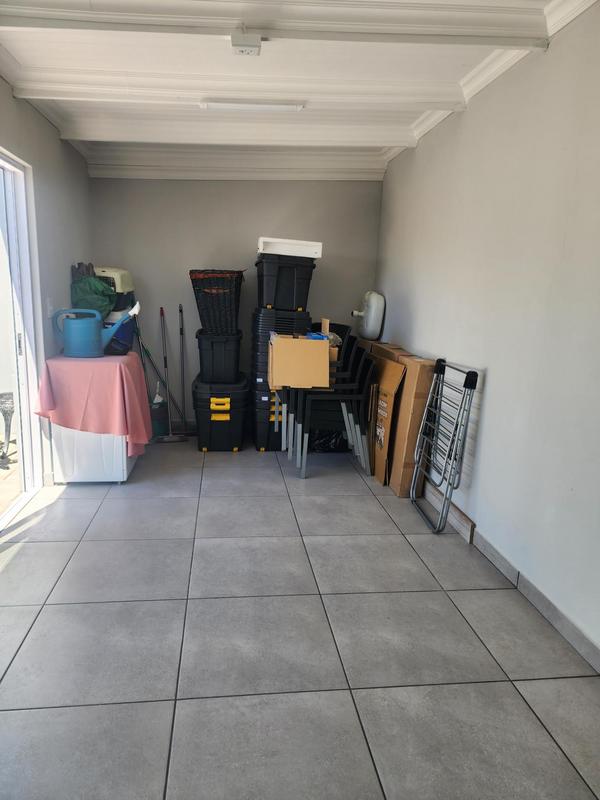 To Let 3 Bedroom Property for Rent in Port Owen Western Cape